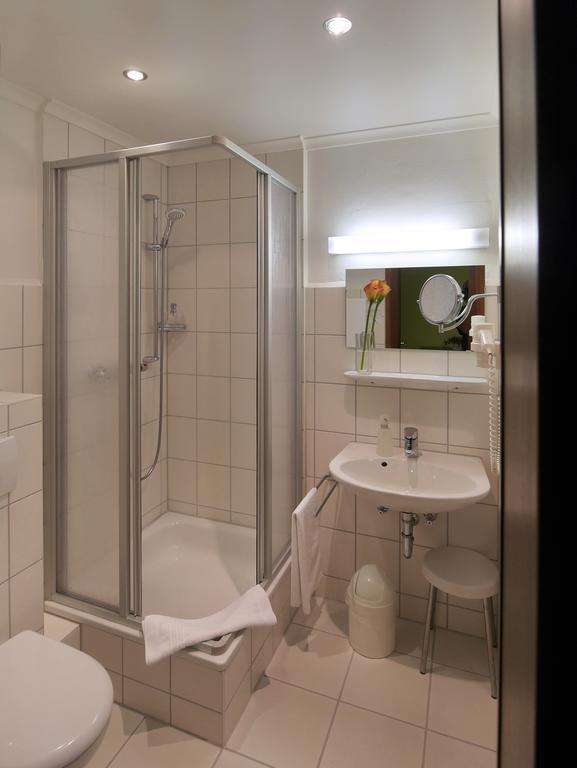 Hotel Martha Dresden Bagian luar foto